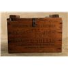 Image 2 : Antique 1900's Meriden Fire Arms Co. "smokeless Powder" Wood Shotgun Shell Ammunition Crate