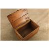 Image 8 : Antique 1900's Meriden Fire Arms Co. "smokeless Powder" Wood Shotgun Shell Ammunition Crate
