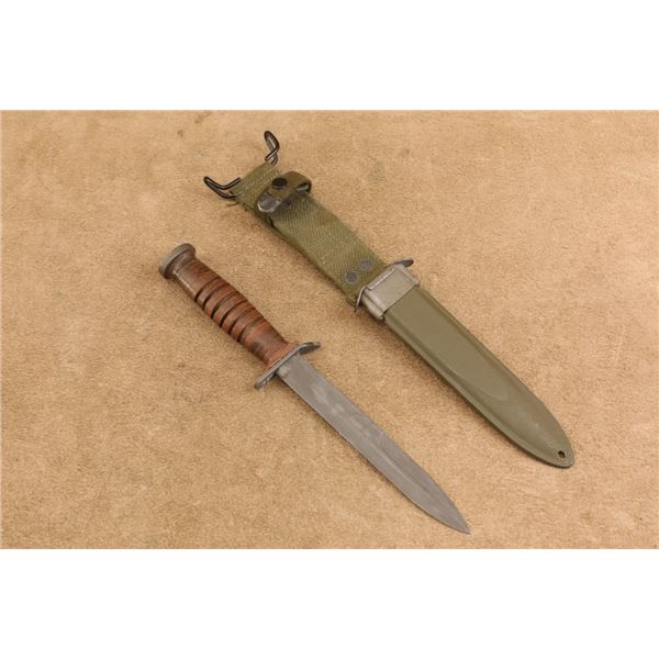 U.S. M3 Fighting Knife Kinfolks Inc. Wwii Knife With U.S. M8 B.M. Co. Scabbard