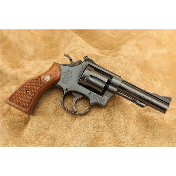 Smith & Wesson S&w Model 15-4 Combat Masterpiece .38 Spl. 4" Da/sa Revolver Mfd 1981
