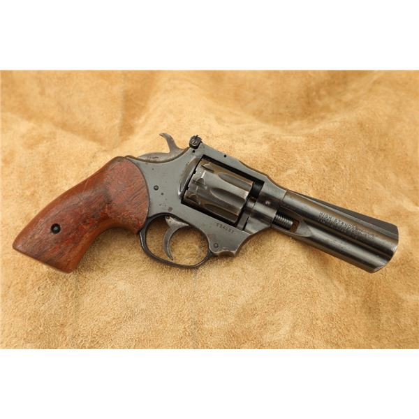 High Standard Sentinal Mk I .22 Lr 4" Da/sa 9-shot Revolver, Mfd 1974-1977