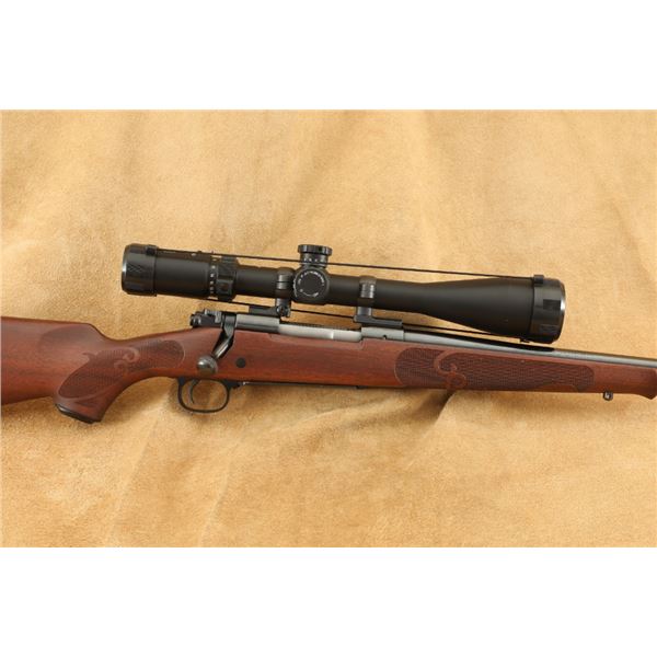 Winchester Model 70 Featherweight .264 Win. Mag. 24" Bolt Action Rifle & Scope, Mfd 2015