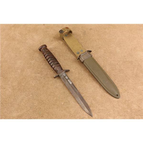 U.S. M3 Fighting Knife Kinfolks Inc. Wwii Knife With U.S. M8 B.M. Co. Scabbard