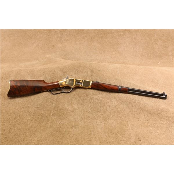 Uberti Winchester 1866 "yellow Boy" Non-firing Miniature Carbine 47% Scale Brass Frame & Box