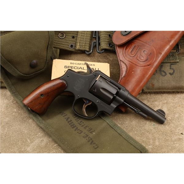 Wwii Us Smith & Wesson S&w Victory Model .38 Special Military Revolver And Belt Rig, C&r