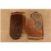 Image 17 : 2 Pairs Antique Sleigh Driving Gauntlet Mittens Hair On Horsehide Leather Gloves Large 19th Century