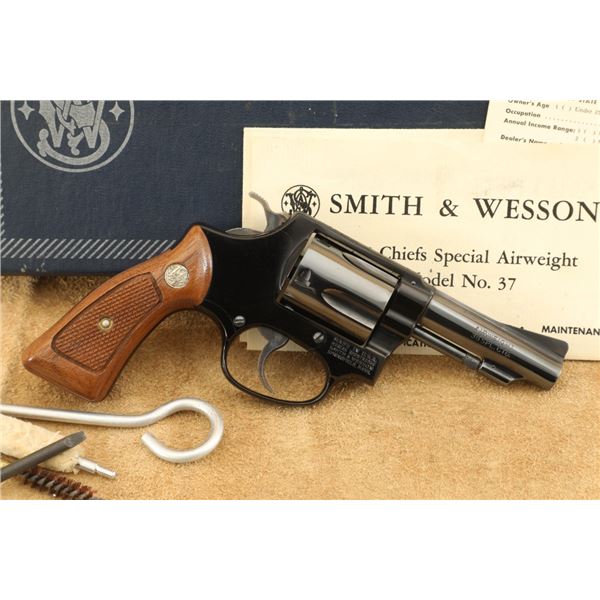 Smith & Wesson S&w Model 37 Airweight .38 Spl 3" Blue Revolver 1975-1976