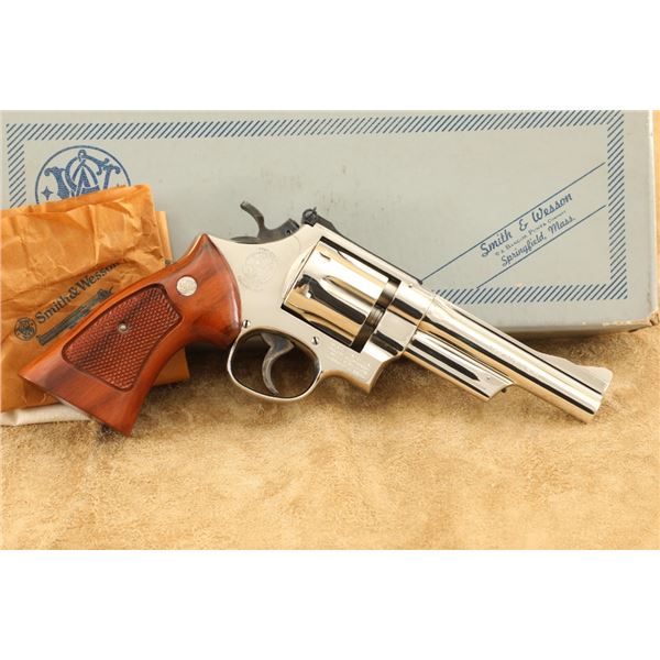Smith & Wesson S&w Model 27-2 The .357 Magnum 5" Da/sa Nickel Revolver 1979-1980