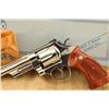 Image 7 : Smith & Wesson S&w Model 27-2 The .357 Magnum 5" Da/sa Nickel Revolver 1979-1980