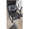Image 1 : BLACK SLED BASE CLIENT CHAIR
