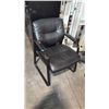 Image 1 : BLACK SLED BASE CLIENT CHAIR