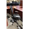Image 2 : BLACK MESH BACK ADJUSTABLE TASK CHAIR