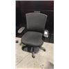 Image 1 : BLACK MESH BACK ADJUSTABLE TASK CHAIR