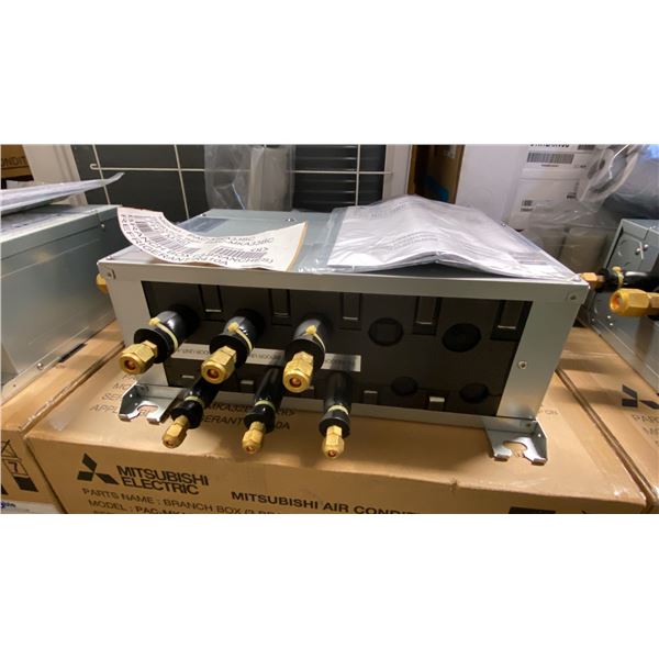 MITSUBISHI ELECTRIC MODEL PAC-MKA32BC 3-PORT BRANCH BOX FOR SPLIT-TYPE HEAT PUMP AND AC SYSTEMS