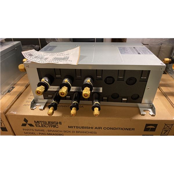 MITSUBISHI ELECTRIC MODEL PAC-MKA32BC 3-PORT BRANCH BOX FOR SPLIT-TYPE HEAT PUMP AND AC SYSTEMS