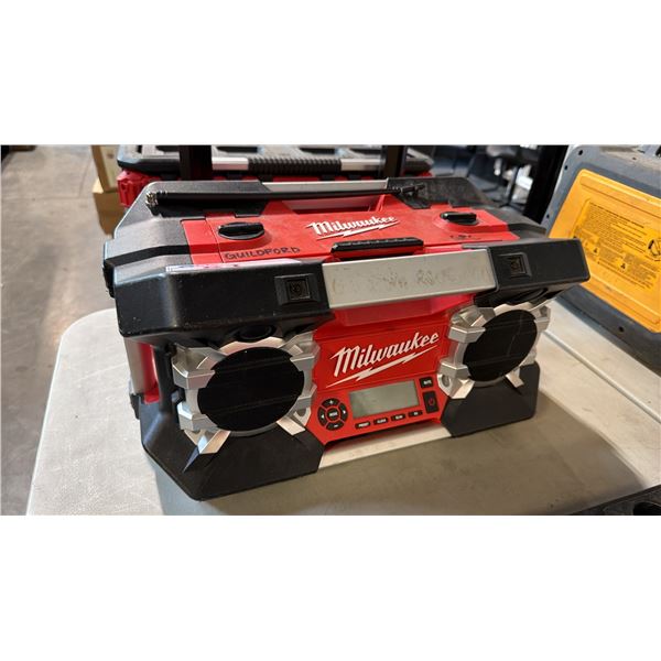 MILWAUKEE JOBSITE RADIO