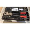 Image 2 : VEVOR PEX PIPE CONSTRUCTION/CRIMPING TOOL IN HARD TRANSPORT CASE