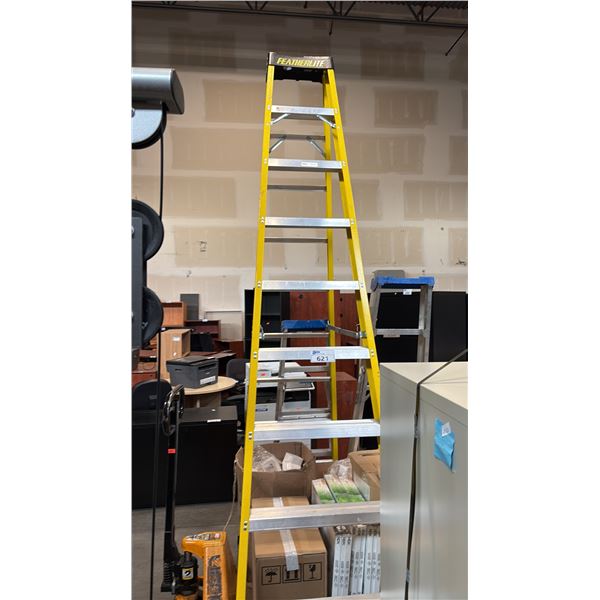 FEATHERLITE 10' ALUMINUM/FIBERGLASS STEP LADDER