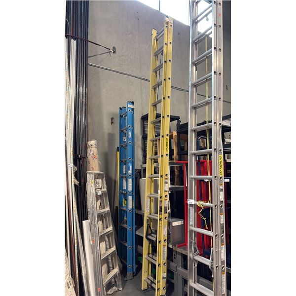 FEATHERLITE TYPE IA HEAVY DUTY 28' ALUMINUM/FIBERGLASS EXTENSION LADDER