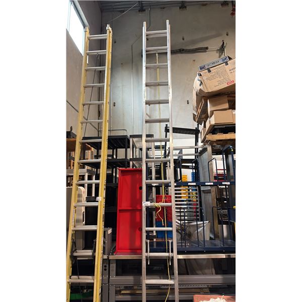FEATHERLITE  HEAVY DUTY 28' ALUMINUM EXTENSION LADDER - DENTED FRAME