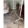 Image 2 : Vintage Metal Clothing Rack on Casters