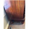 Image 8 : Mahogany Chest of Drawers with Spiral Columns