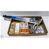 Image 1 : FLAT OF ESTATE TOOLS INCLUDING HAND SAWS,