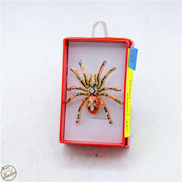 NEW OMBRE SPIDER BROOCH WITH ORANGE