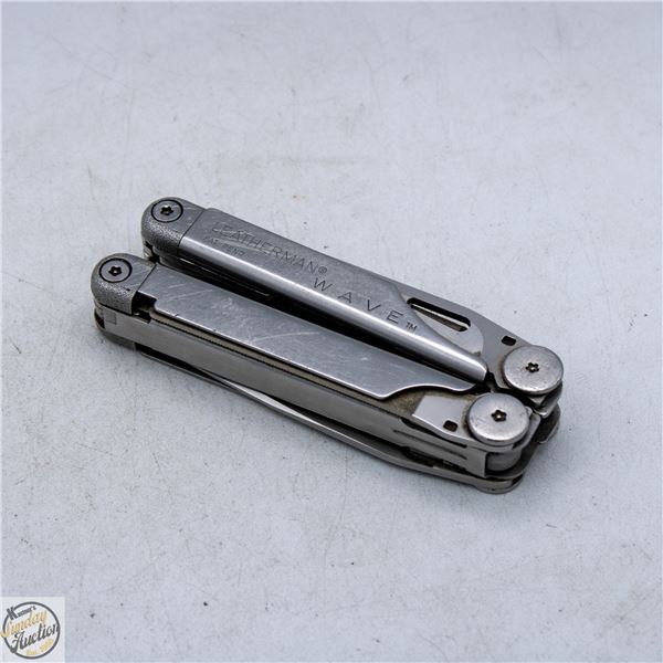 GENUINE LEATHERMAN WAVE MULTI-TOOL