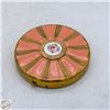 Image 1 : 1940S DORSET FIFTH AVENUE POWDER COMPACT