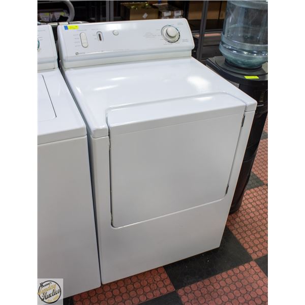 MAYTAG SUPER CAPACITY LAUNDRY DRYER MACHINE