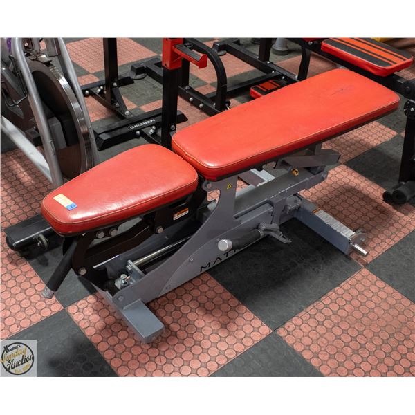 MATRIX EXTENDABLE WORKOUT BENCH
