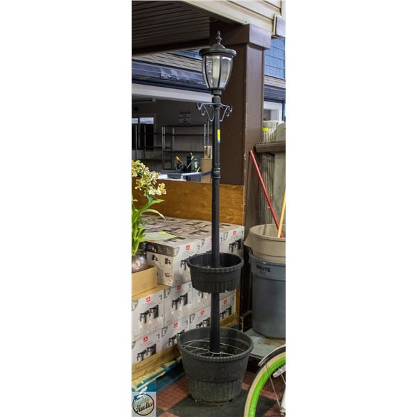 SOLAR 7' SOLAR LAMP POST 2 TIER PLANTER