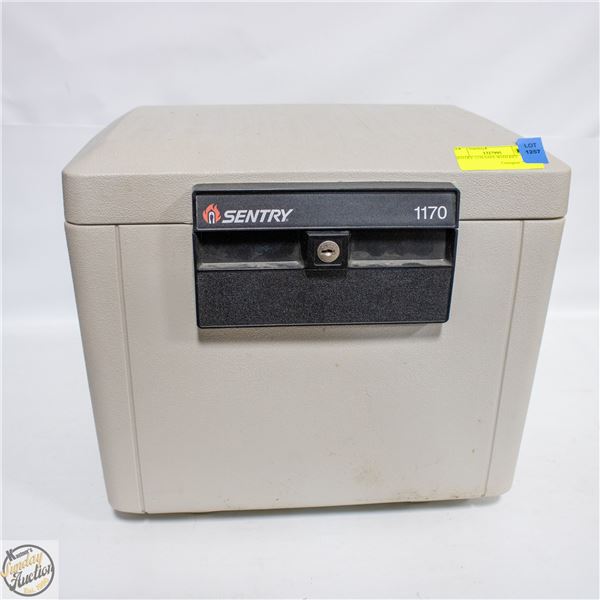 SENTRY 1170 SAFE WITH KEY