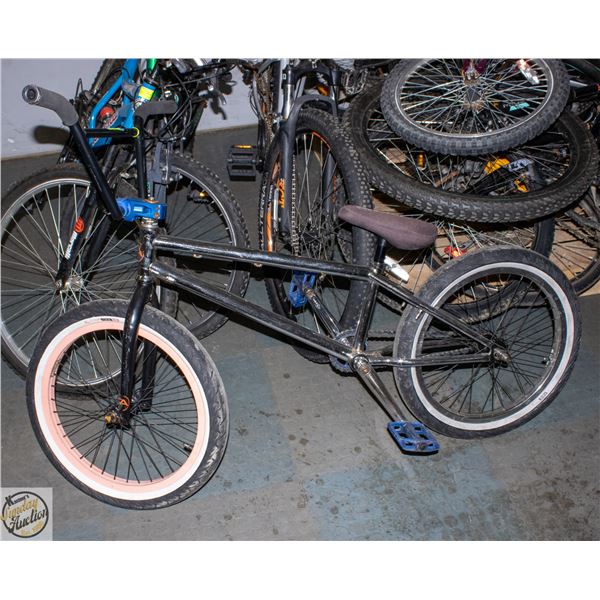POLICE SEIZED: BMX SILVER BIKE 20"SERIAL D12D00932