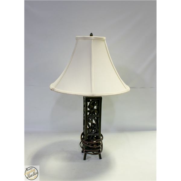 CAST METAL FRAME BEDSIDE LAMP