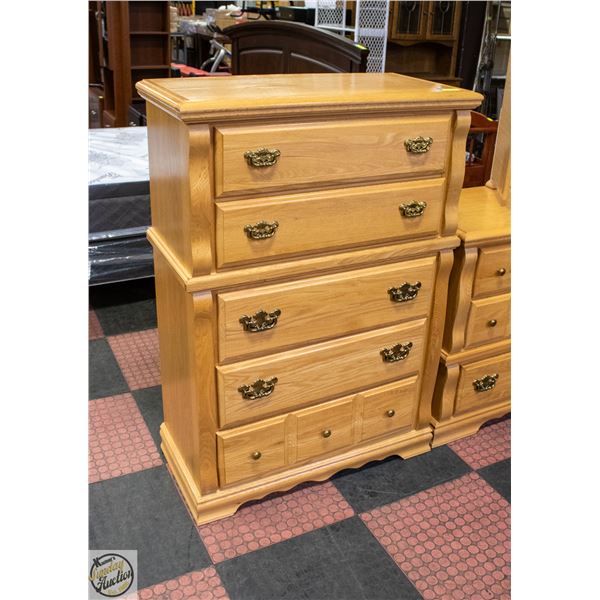 LES INDUSTRIES MADE IN CANADA 5 DRAWER HIGH BOY