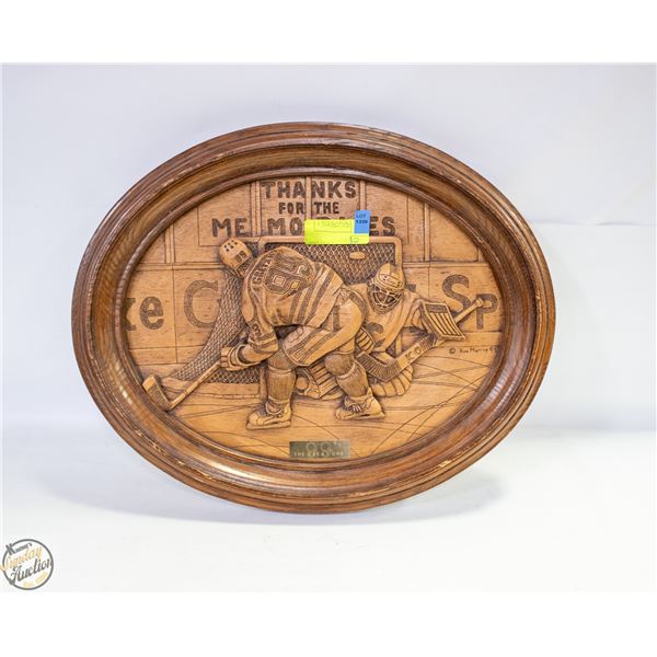 THE GREAT ONE GRETZKY 99 WOODEN DECOR