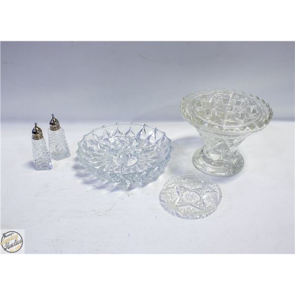 VINTAGE ANCHOR HOCKING CLEAR PRESSED GLASS