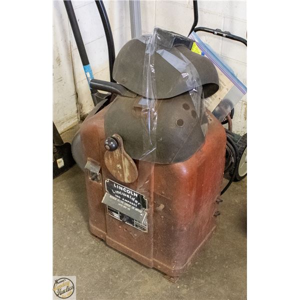 LINCOLN LINCWELDER 180AMP & 2 WELDING MASKS+MANUAL