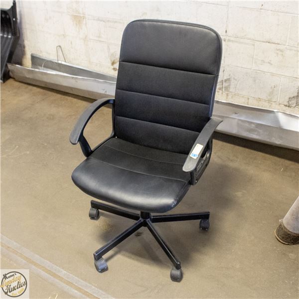 OFFICE CHAIR