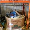 Image 1 : PALLET OF ESTATE HOUSEHOLD/GARAGE MISC