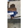 Image 4 : 5 INCH JAW BLUE BENCH VICES, 14 INCH OVERALL
