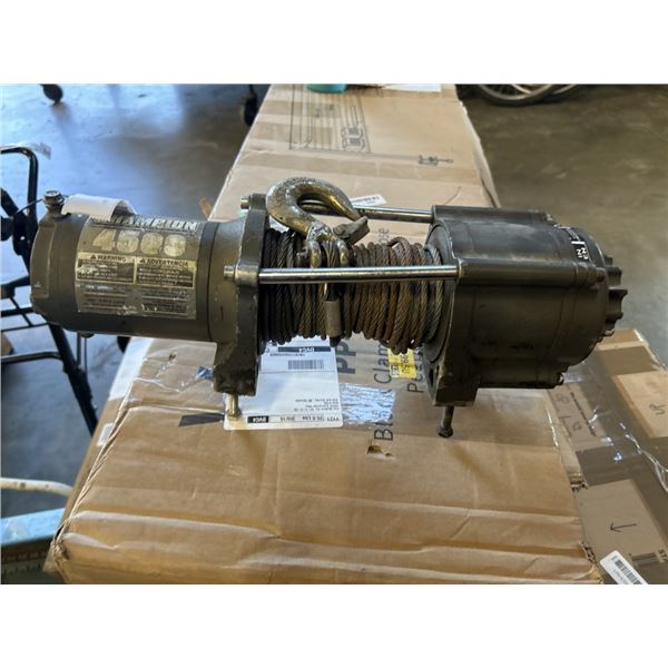 CHAMPION 4500 LB WINCH