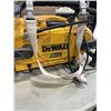 Image 4 : PORTABLE DEWALT RADIO, WORKING