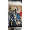 Image 3 : 2 TRAYS OF ASSORTED HAND TOOLS