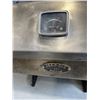 Image 2 : STAINLESS PROPANE BBQ