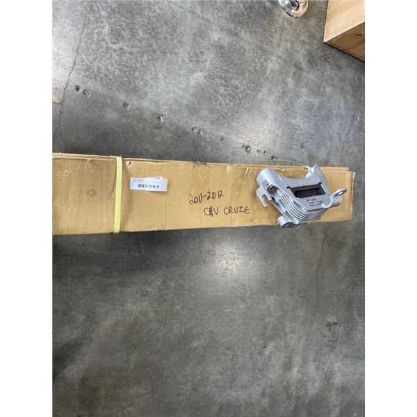 2011/2012 CHEVY CRUZE RADIATOR AND MOTOR MOUNT