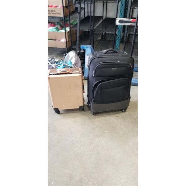 RICARDO LUGGAGE BAG AND IMPRESSIONS LUGGAGE CASE