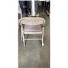 Image 4 : 3 FOLDING CHAIRS
